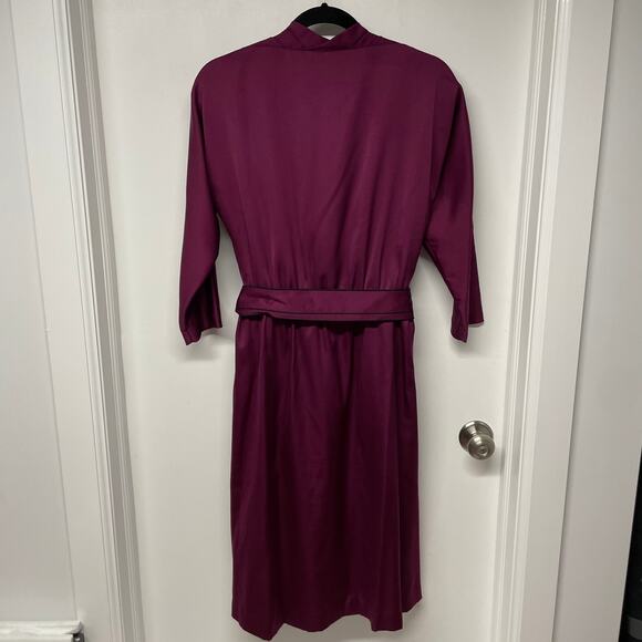 Ayres E. Eysen Vintage Purple Satin Wrap Front Dress VTG Size 6 Long Sleeve MOD - Picture 2 of 11